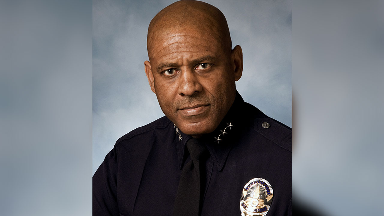 Prominent former LAPD assistant chief Earl Paysinger dies, department says