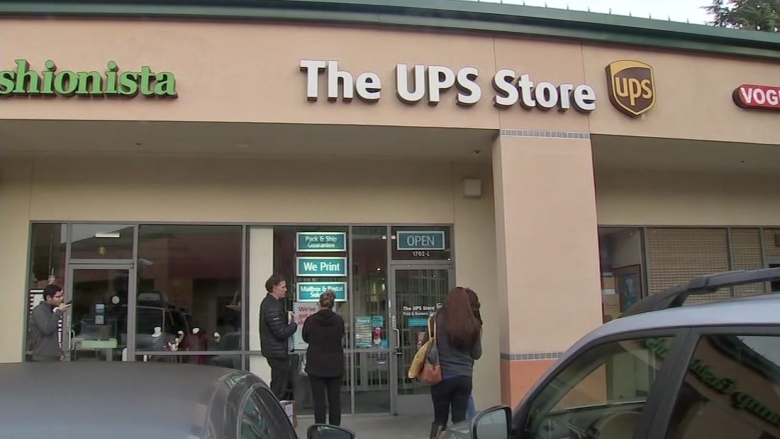 Holiday shipping rush heats up after UPS recovers from nationwide system outage - ABC7 San Francisco