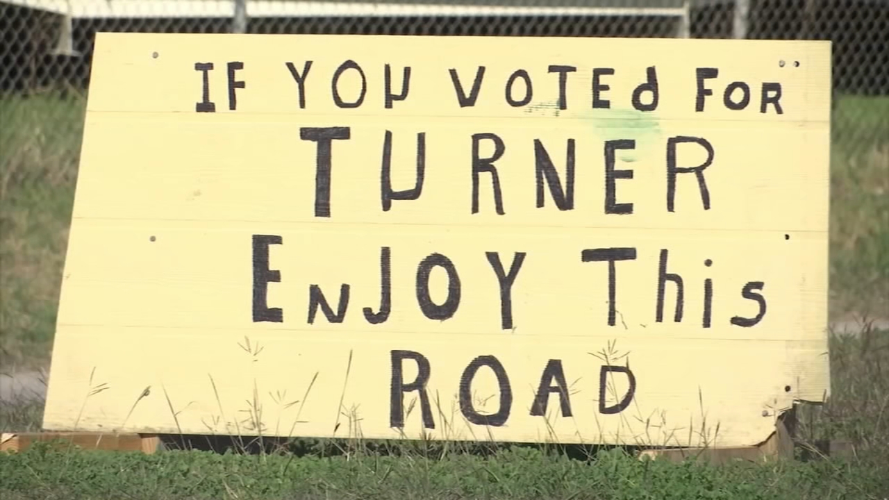 Drivers call out Mayor Turner over un-fixed pothole problem