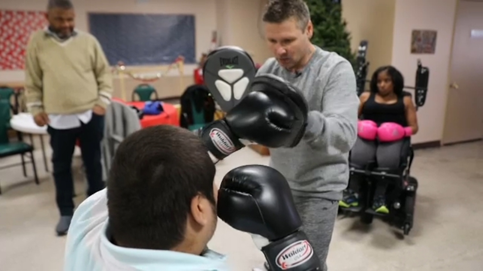 Homeless man finds new purpose as wheelchair boxing instructor ABC7