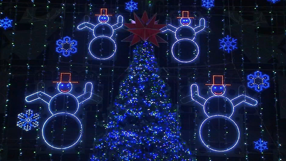 Macy's Light Show has been a Philly tradition for 50 years