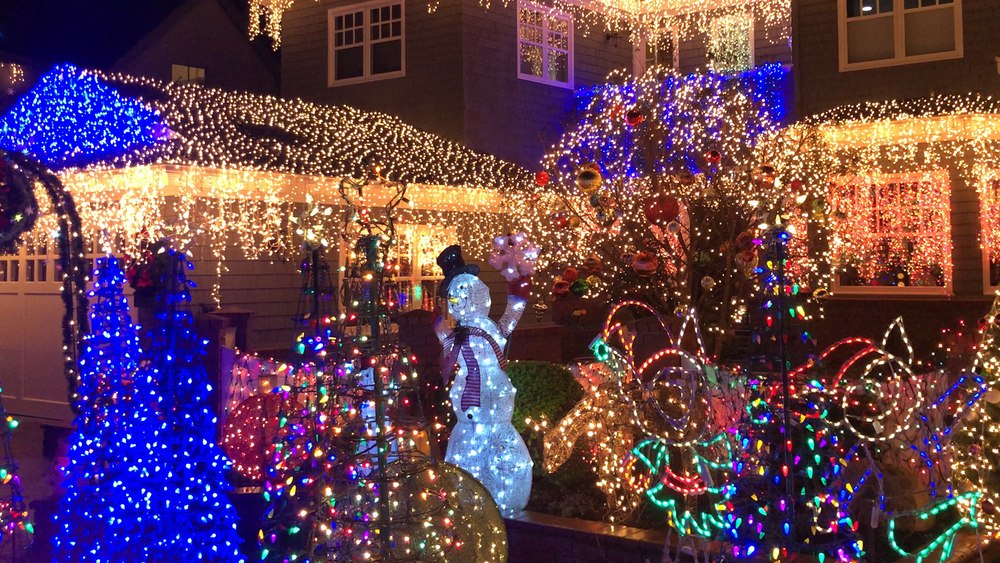 This Bay Area Street Transforms into a Winter Wonderland for the Holidays