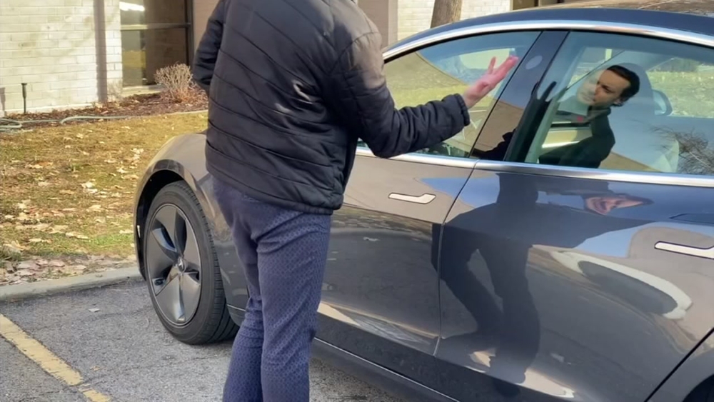 Utah man injects Tesla key into skin 
