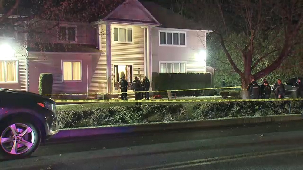 5 people stabbed during Hanukkah celebration, suspect in custody