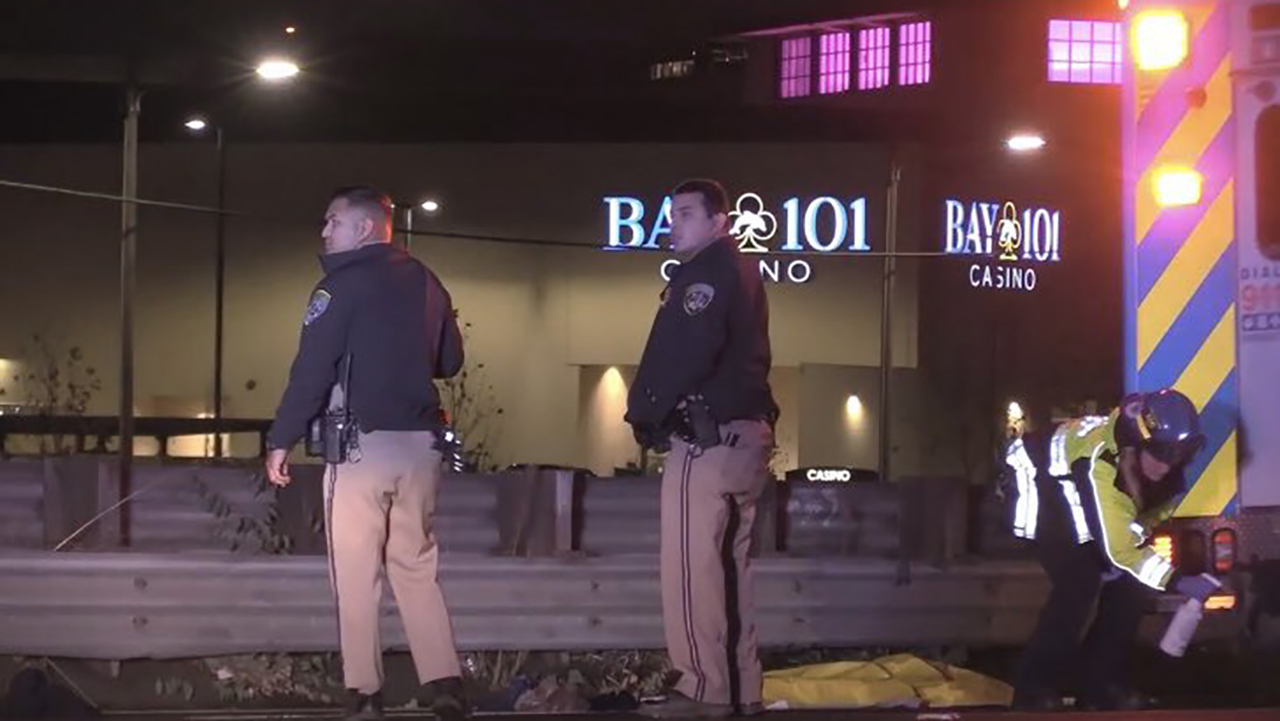 Pedestrian killed in crash on Hwy 101 in San Jose