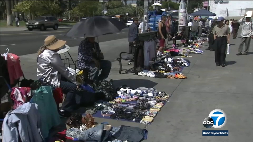 New laws 2020: Los Angeles street vendors must pay fees
