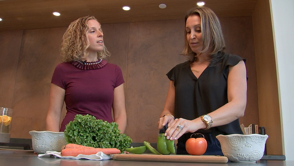 This 20-person network lost a whopping 500 combined pounds
