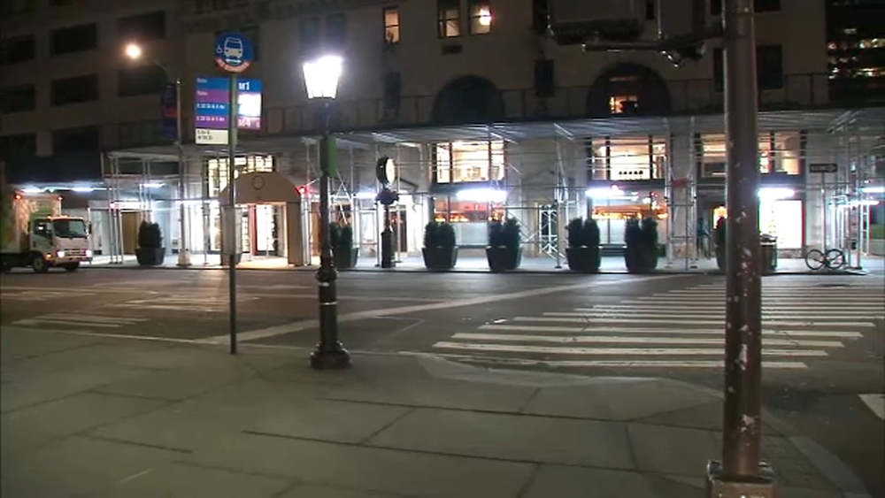 Homeless man struck by bus in Midtown Manhattan hit-and-run