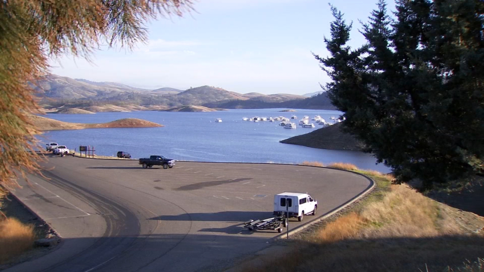 2 bodies found on houseboat on Lake McClure identified as La Grange and