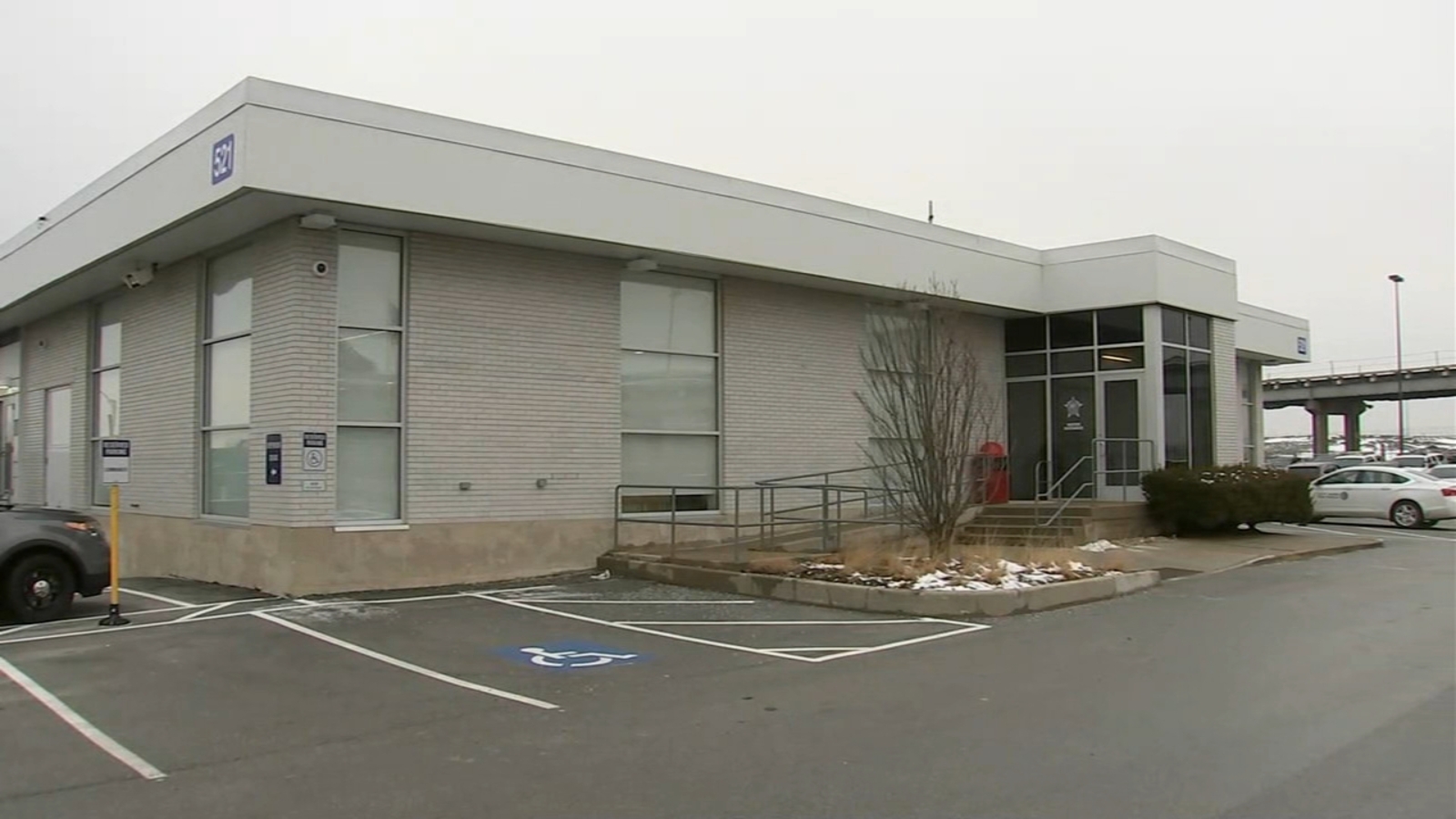 Mayor Lori Lightfoot cuts ribbon on new O'Hare Airport police station ABC7 Chicago