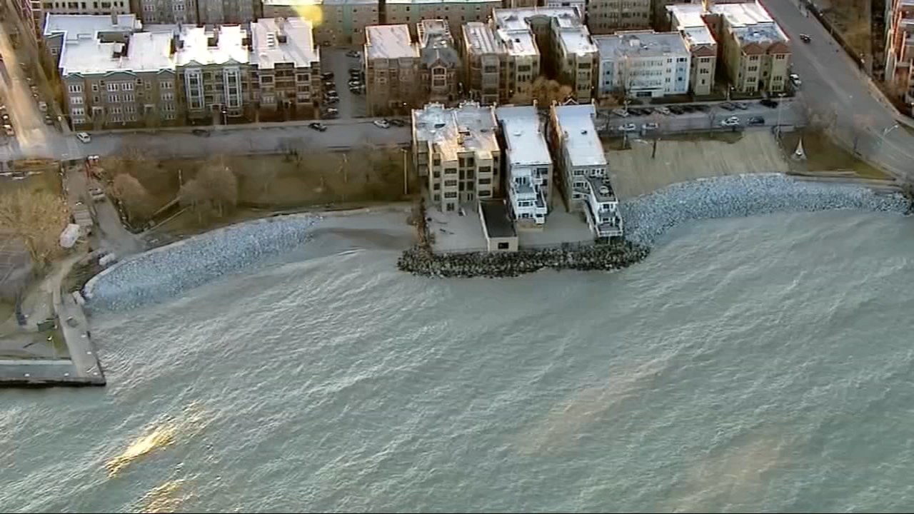 City closes public access at 2 Roger Park beaches