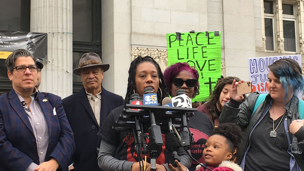 Oakland moms reach deal to buy house they squatted in for 2 months 