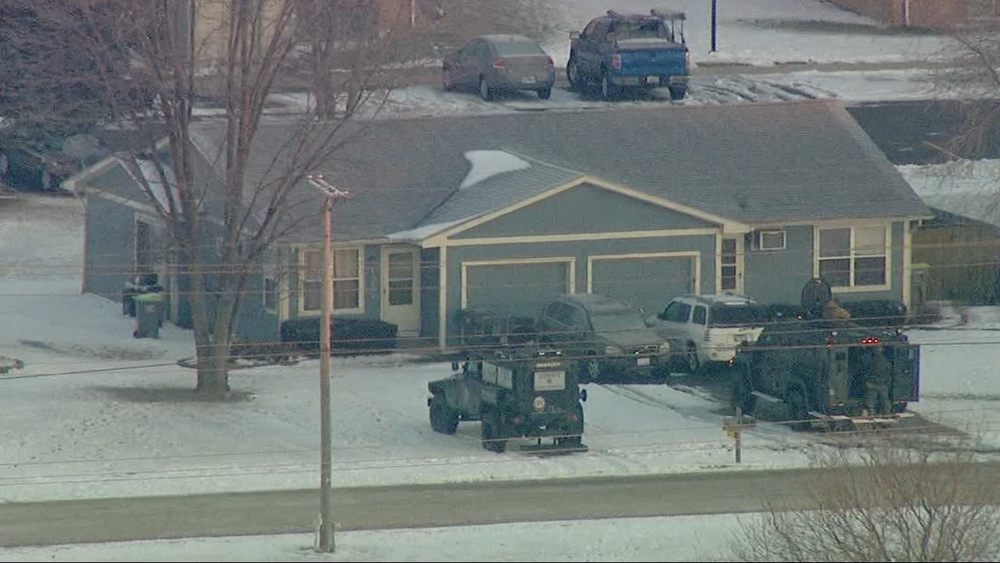 SWAT units respond to Montgomery, Ill. incident