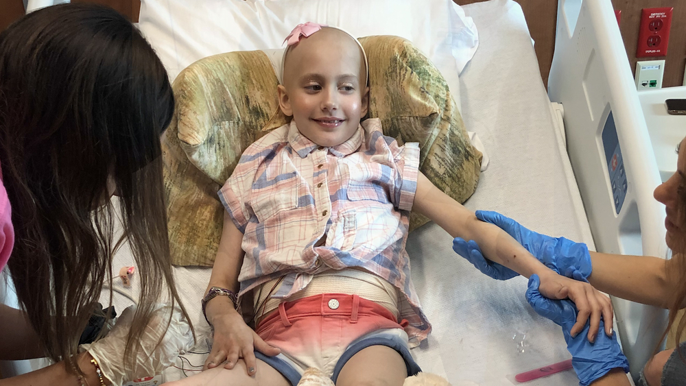 Bedside Beauty Services Make Days Brighter for Hospital Patients