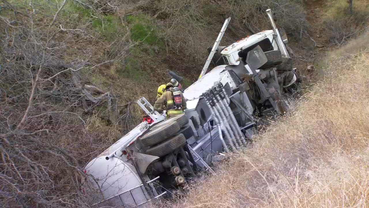 Highway 41 route to Central Coast reopens after big rig crash