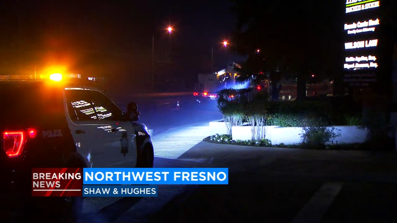 Part of Shaw Avenue in northwest Fresno closed after driver crashes into pole