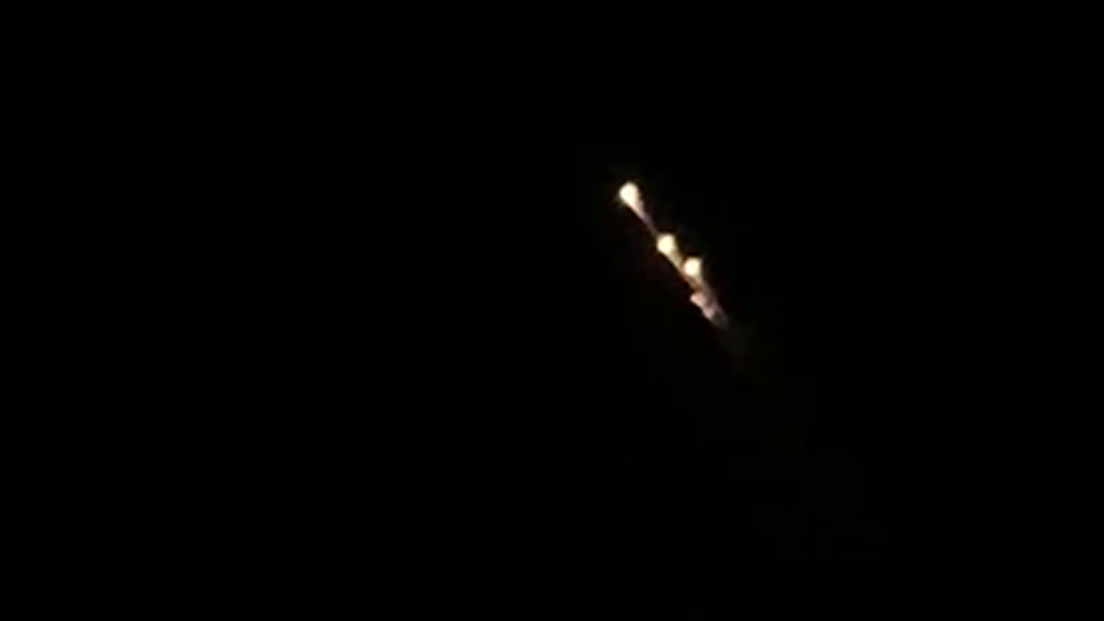 Apparent meteor seen on video flashes across SoCal night sky