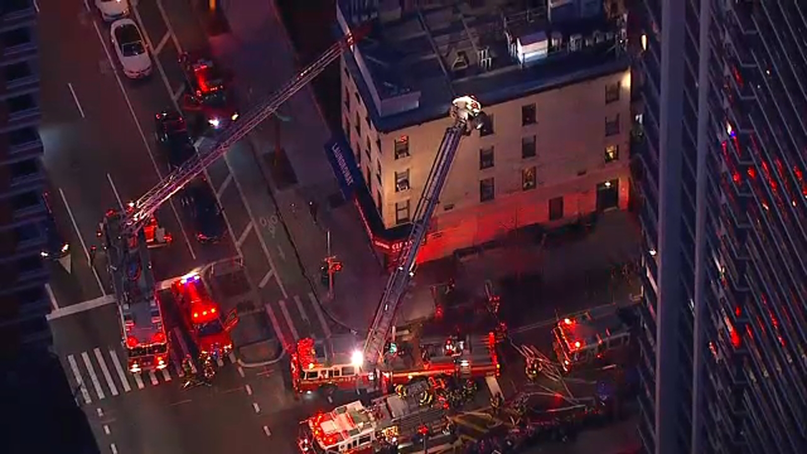Fire burns through Upper East Side restaurant, smoke fills apartments ...
