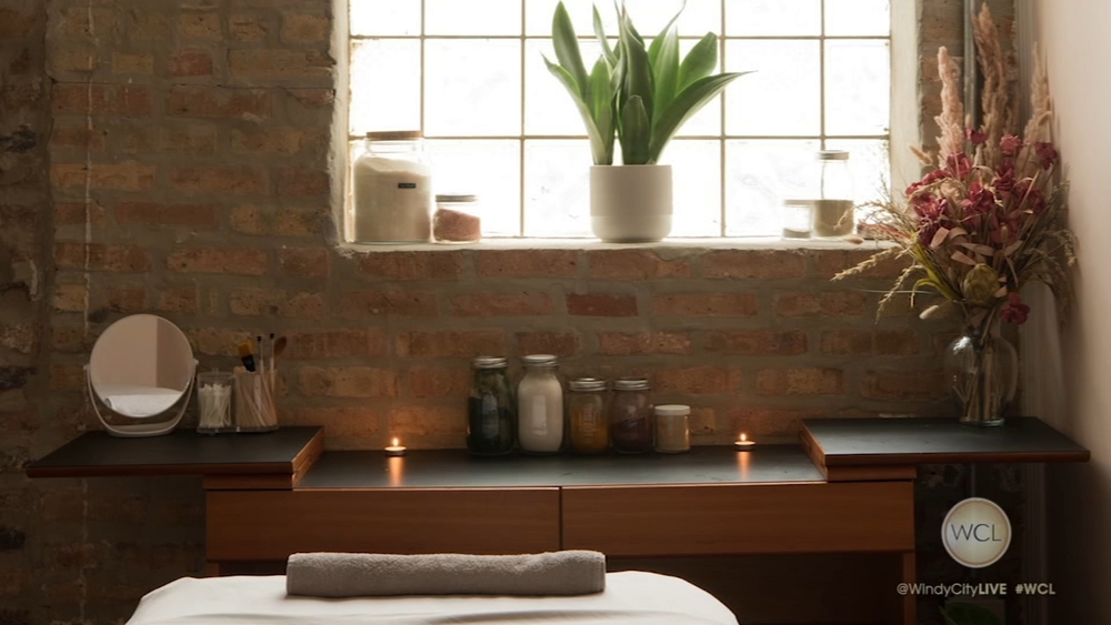 Lincoln Square is home to Chicago's 1st green beauty spa