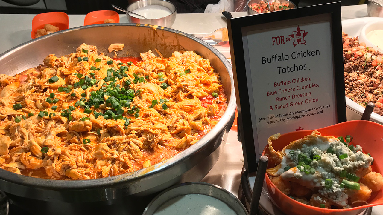 Houston Astros outfielder reviews Minute Maid mac and cheese dish named for  him - CultureMap Houston