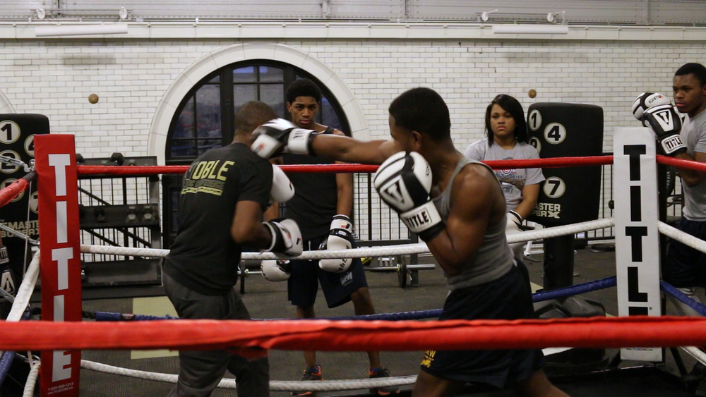 Chicago boxing club keeps at-risk youth off the street and in shape