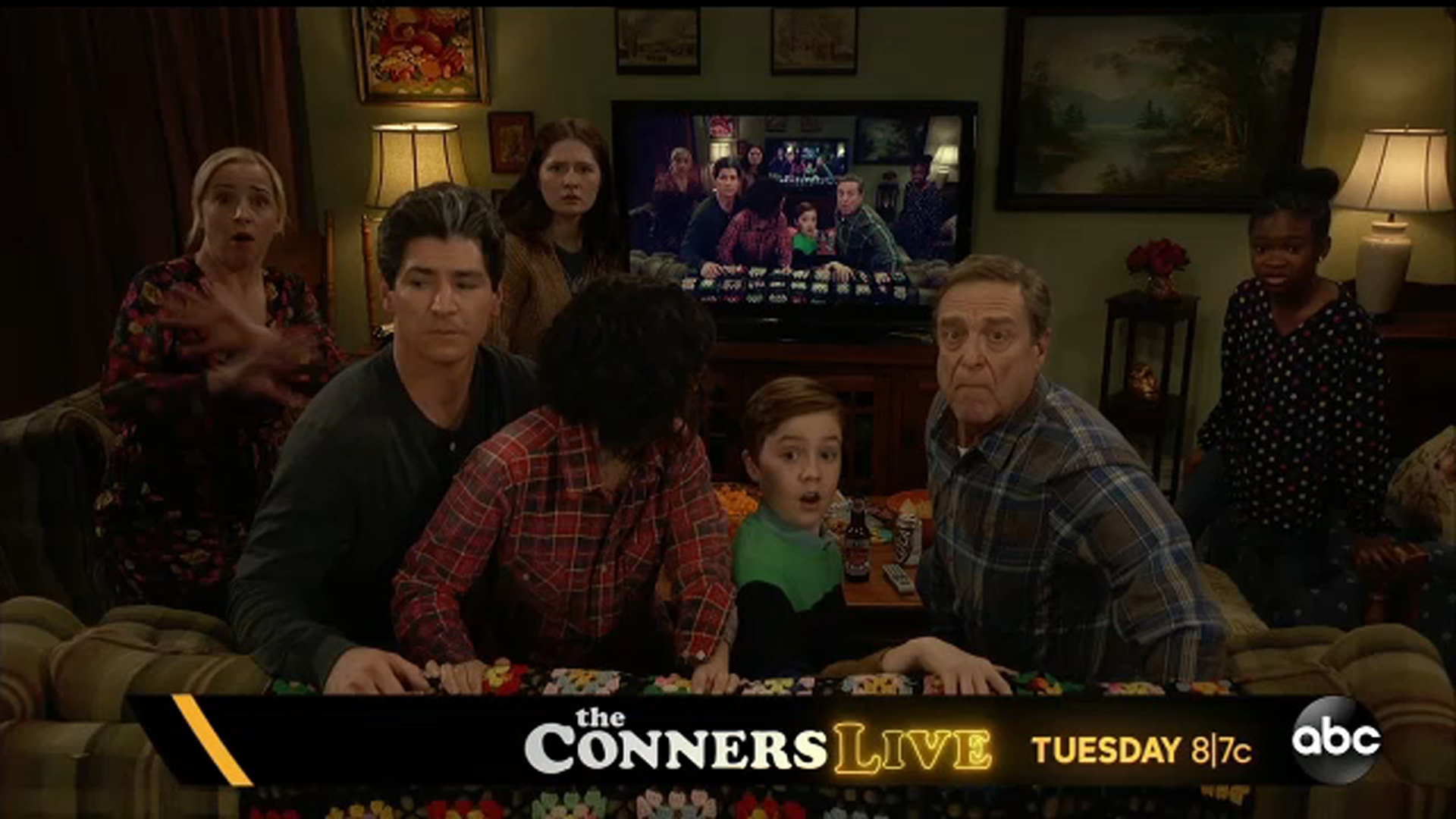 The Conners go LIVE during the Oscars