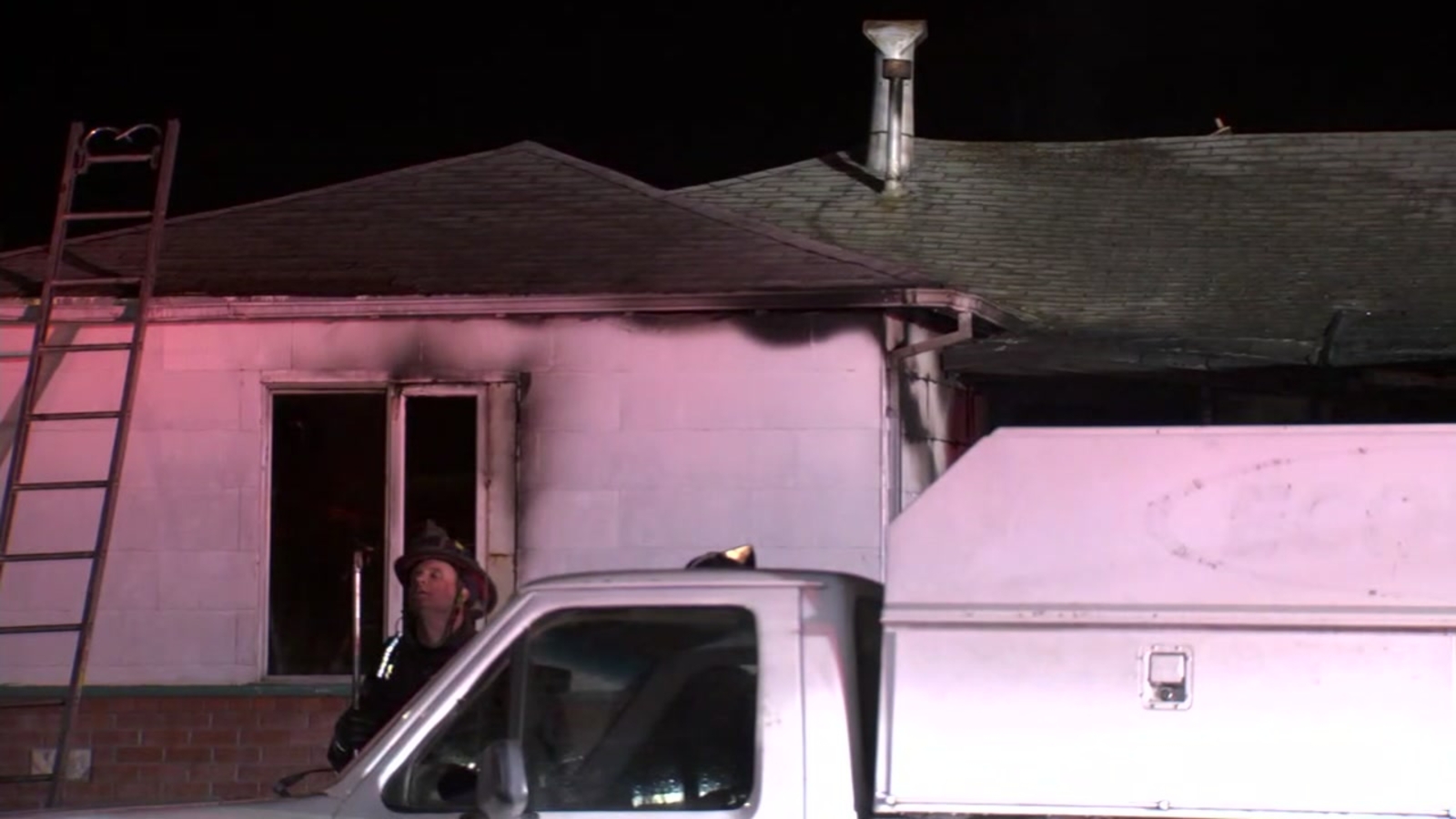 1 killed, 1 injured in Oakland house fire on Malta Court - ABC7 San ...