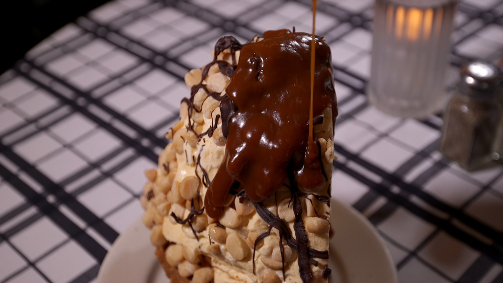 This Macadamia Turtle Pie Is Delicious!