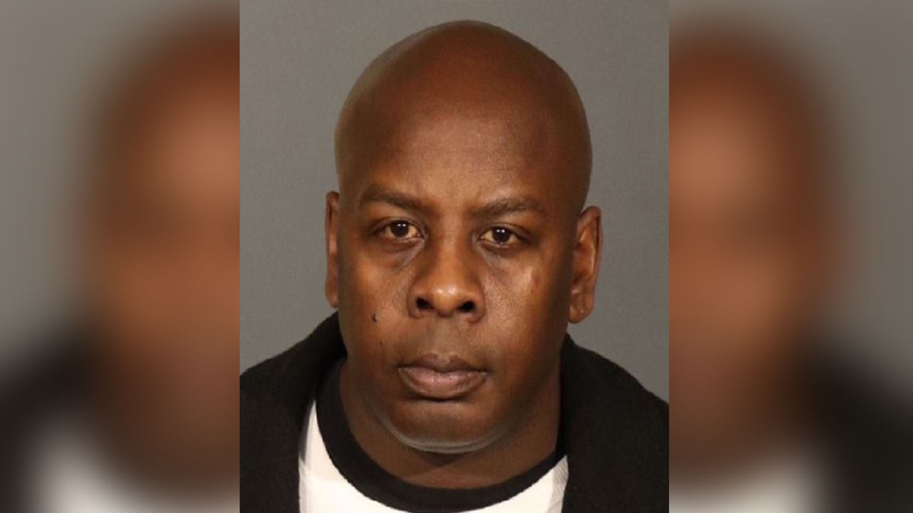 Police searching for suspect after 11-year-old raped in Brooklyn