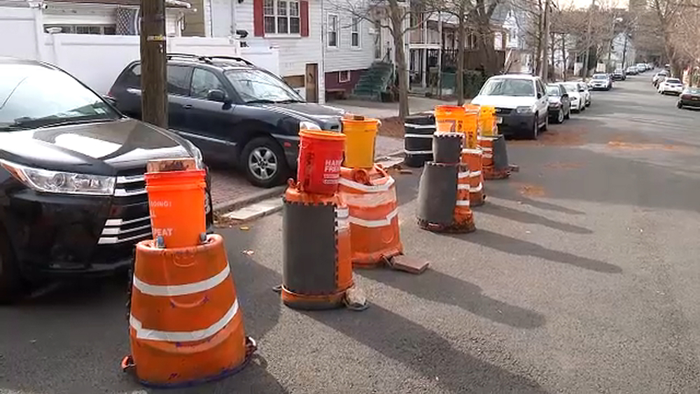 7 On Your Side Investigates: Retired cop creates makeshift driveway