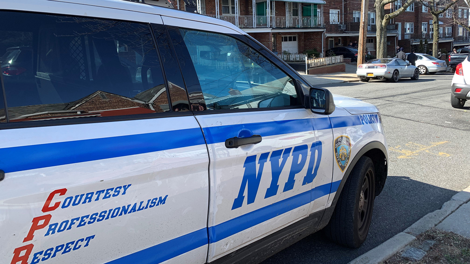 NYPD detective found dead in Middle Village home from apparent suicide