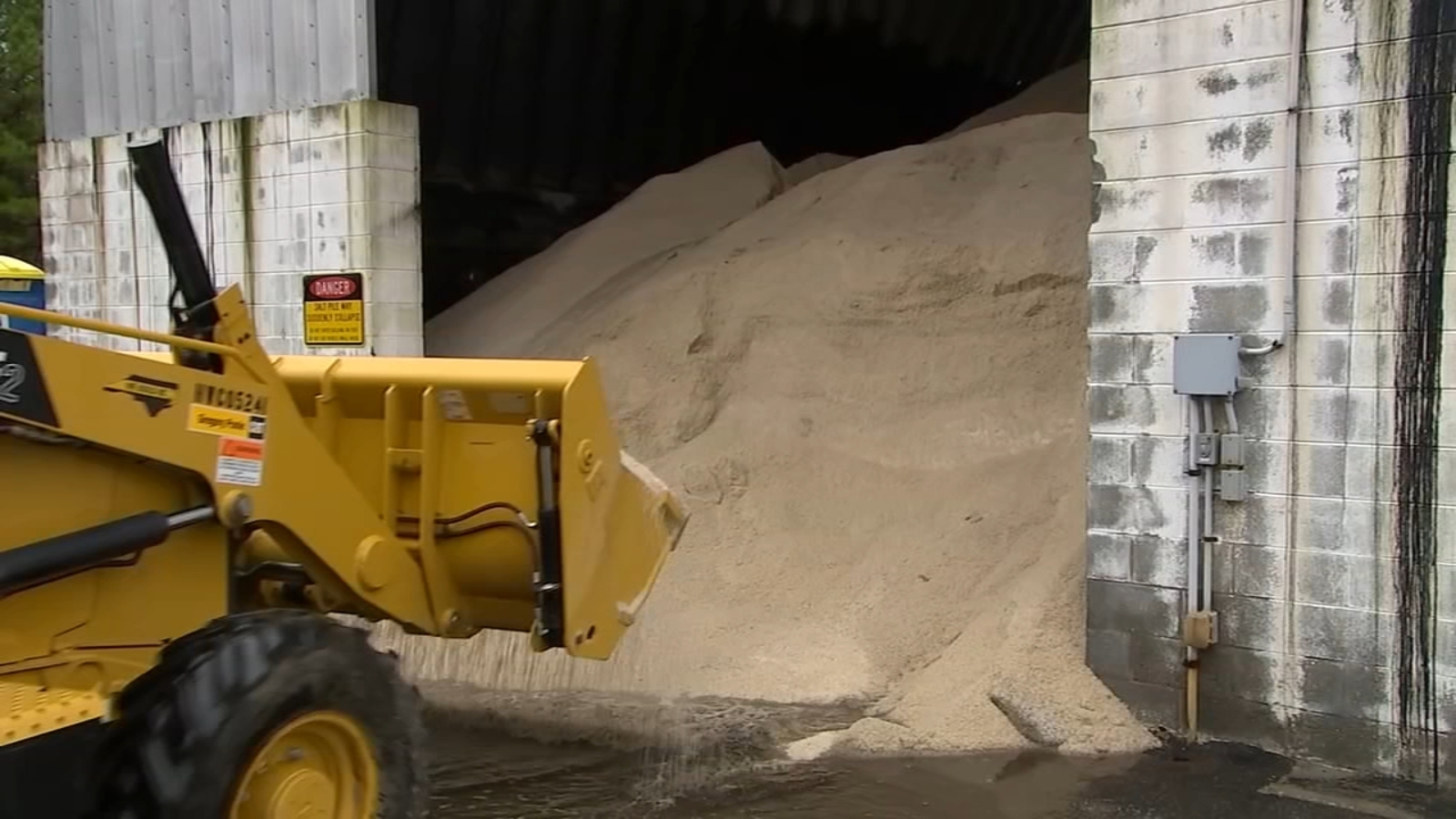 NC weather NCDOT prepares roads ahead of snow forecast to fall in