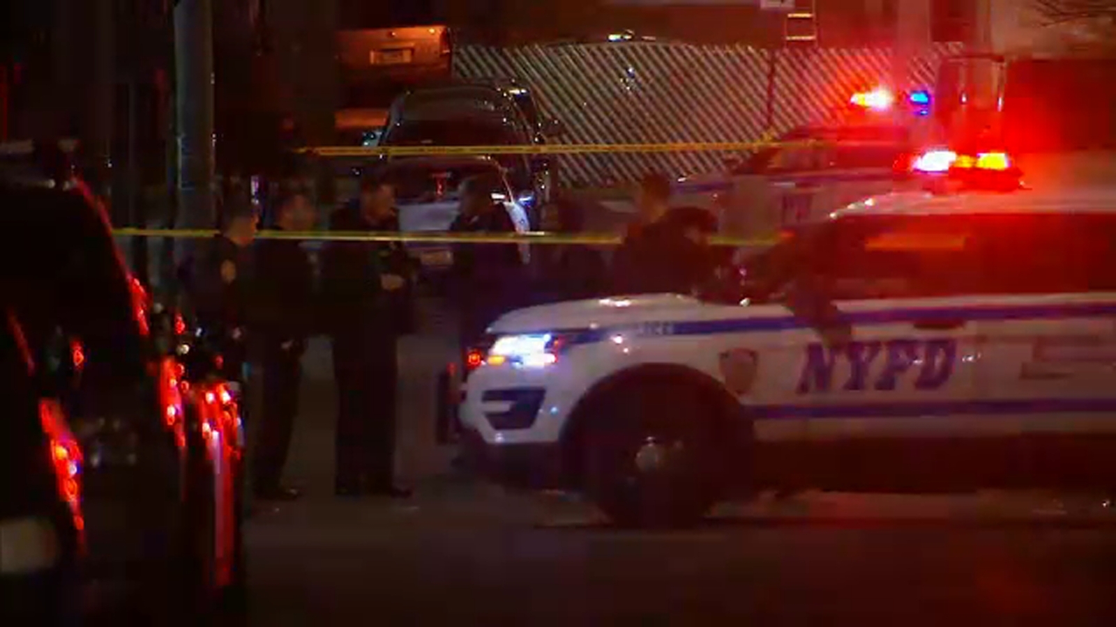 Search on for gunman after man, woman shot in Far Rockaway, Queens ...