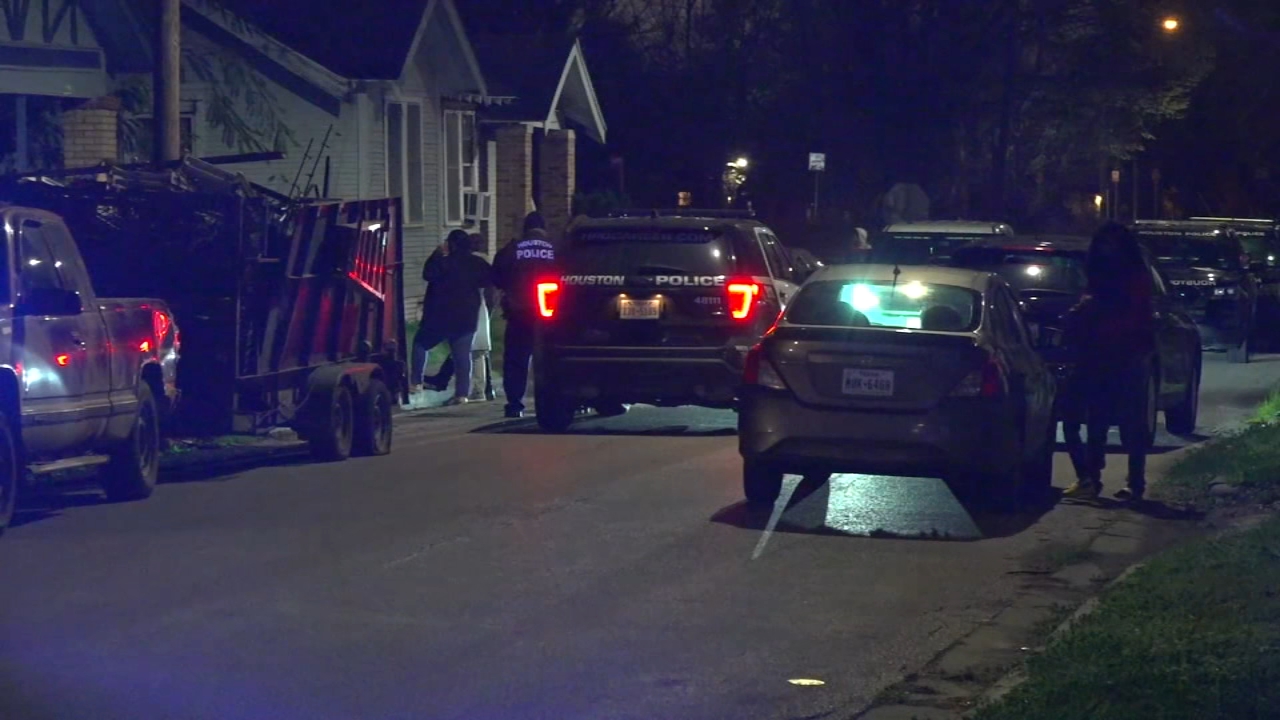 2 dead in new home from possible carbon monoxide poisoning