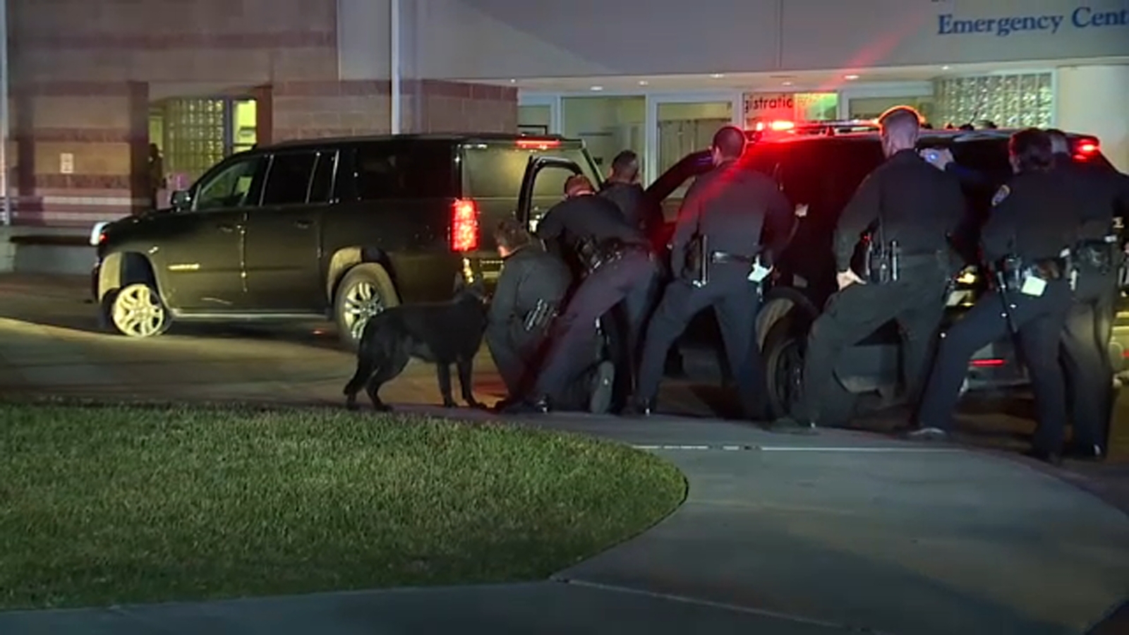 Bank Attack In Riverside Riverside bank robbery, police chase suspect shoots himself, ending ...