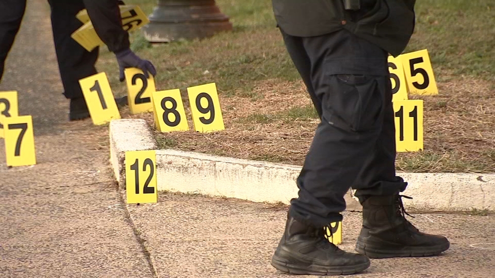 Teen dies in quadruple North Philly shooting
