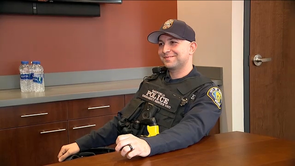 Be Kind: NJ cop pays for homeless family to spend weekend in motel
