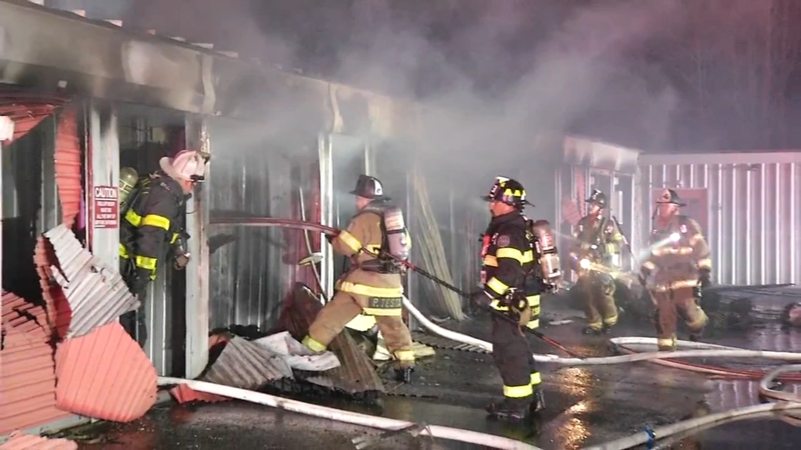 Delaware Fire Destroys 12 Storage Units At Glasgow Pines Business Center In Bear 6abc Philadelphia