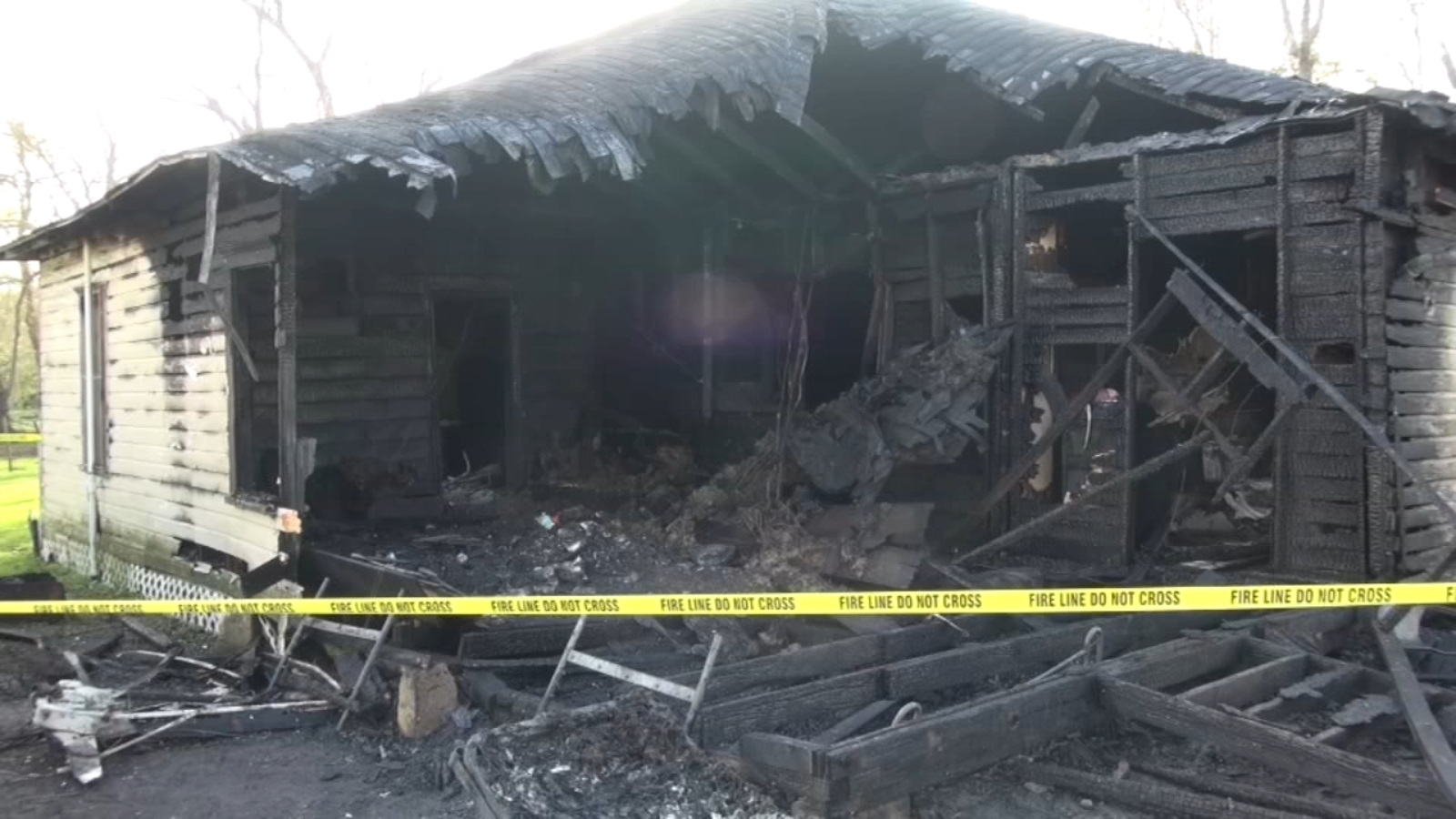 Bedridden man dies in Dayton house fire - ABC13 Houston