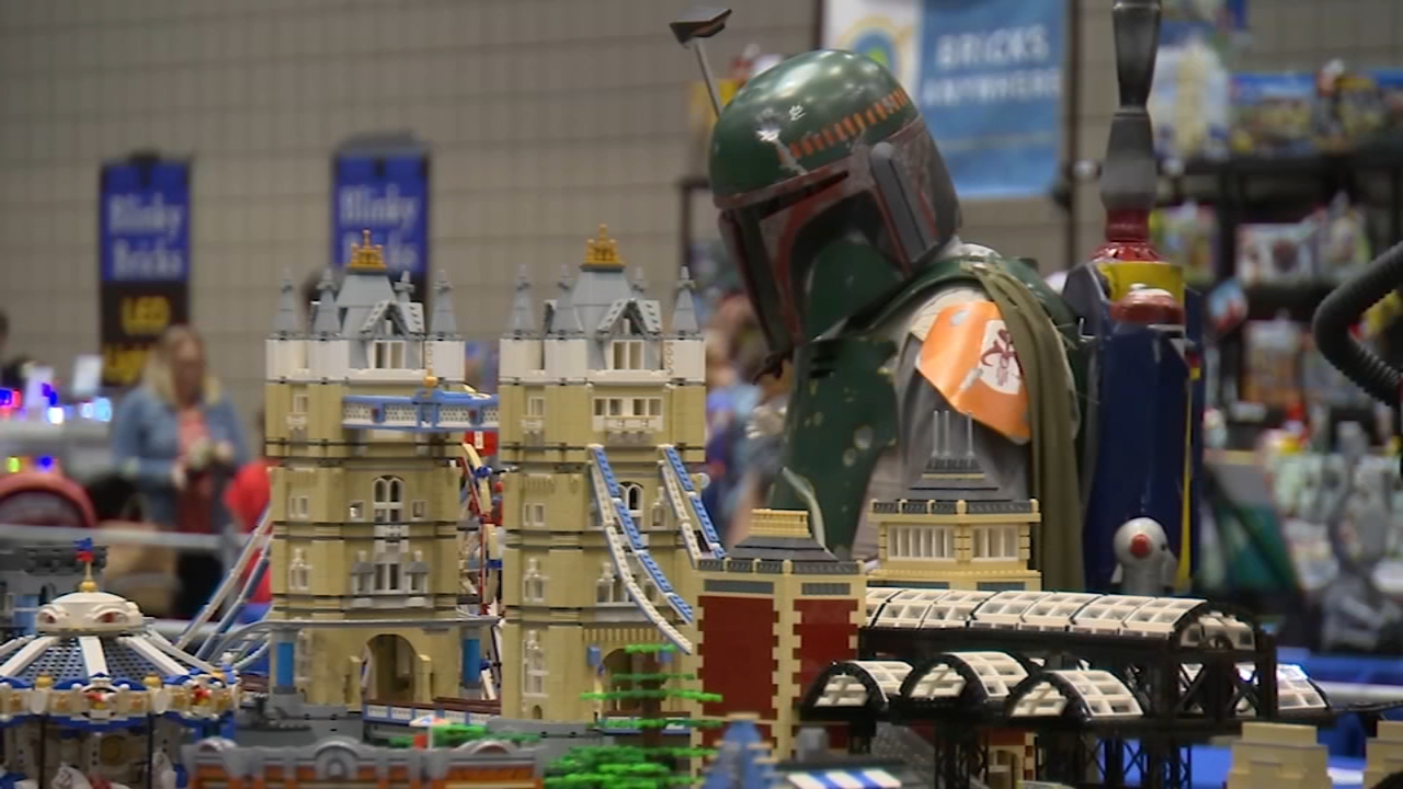 Families enjoy LEGO convention despite COVID-19 concerns