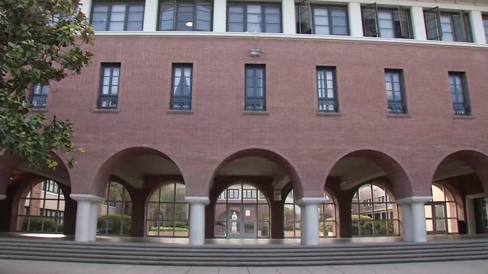 Coronavirus in San Francisco Riordan High School student, parents