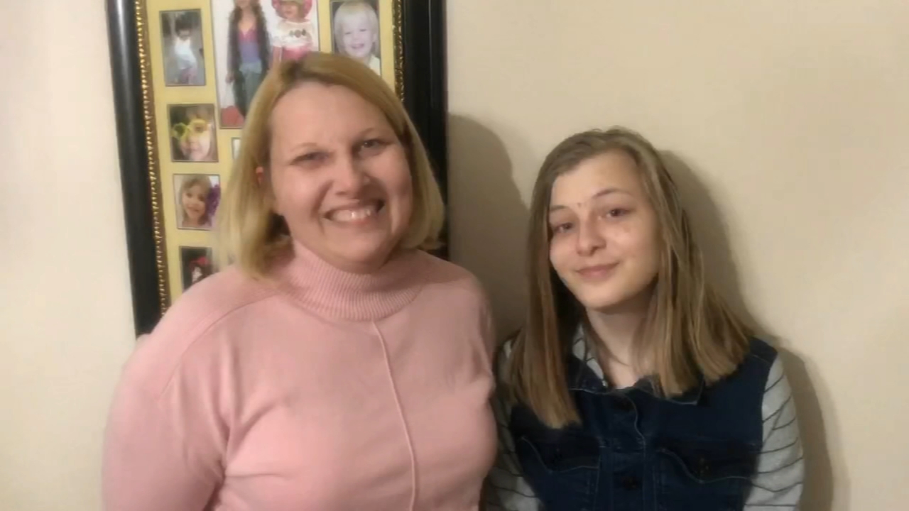 Viewers step in to pay for Grayslake teen's hearing aids