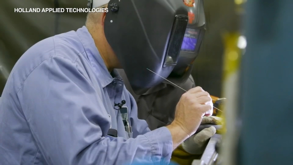 Holland Applied Technologies in Burr Ridge races to meet COVID-19 test kit demand
