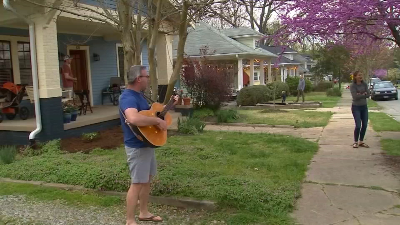 Raleigh neighborhood takes to their porches for Saturday night social hour
