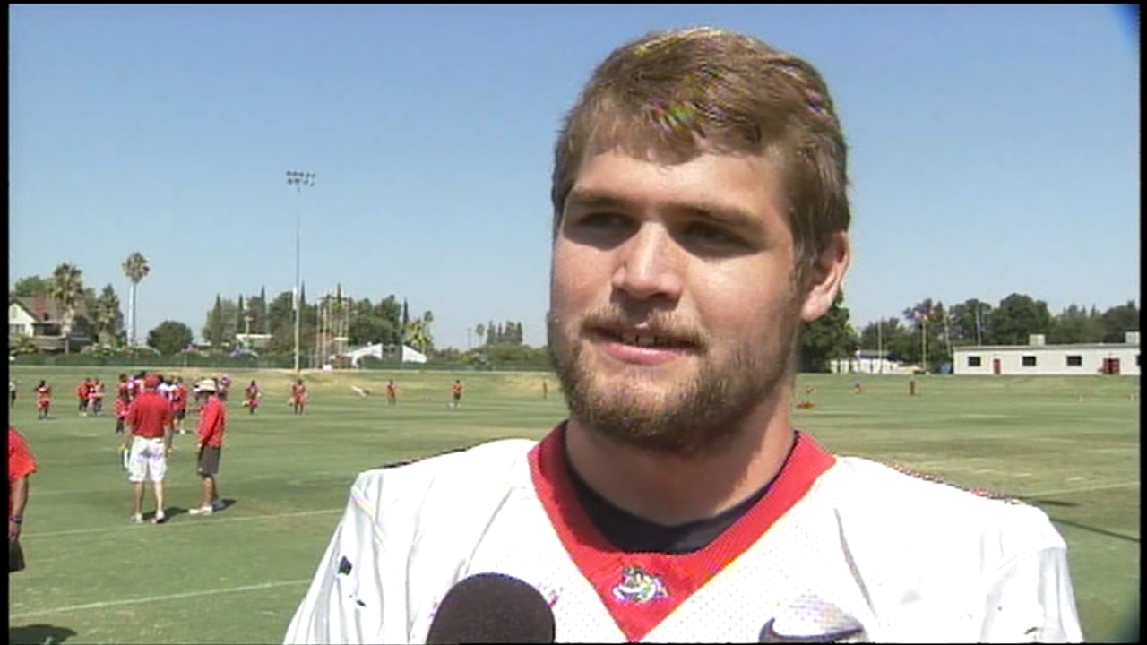 Former Fresno State football star Travis Brown tests positive for COVID-19