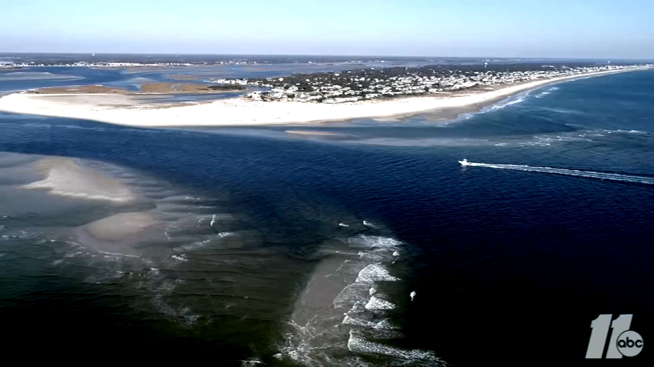 Airplane goes missing mid-flight near Emerald Isle