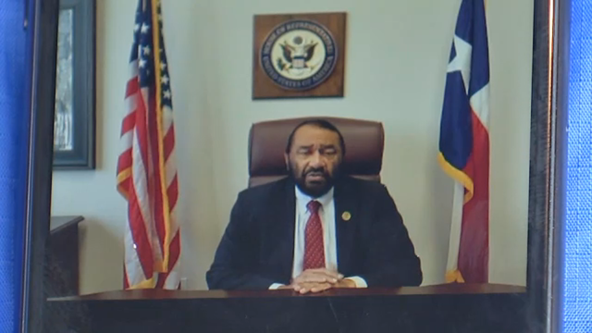 Congressman Al Green describes "eerie" flight to D.C. to propose bills on coronavirus relief