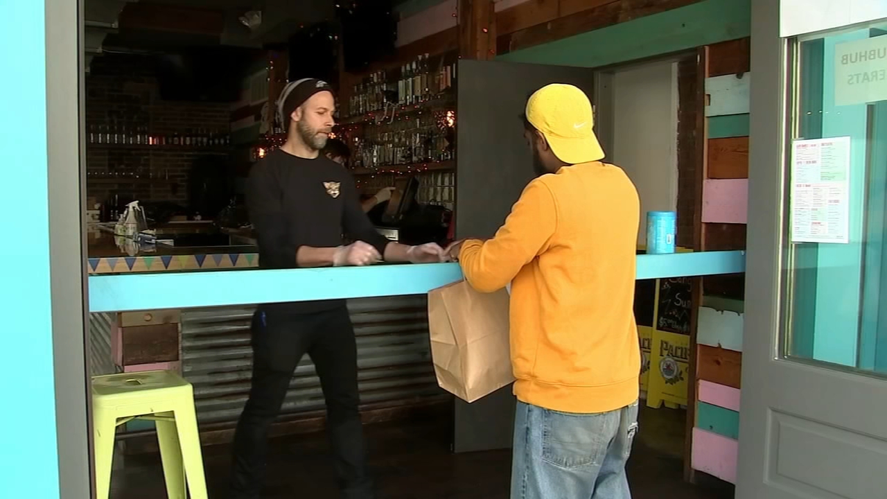 Restaurants adapt to keep business going amid coronavirus oubreak