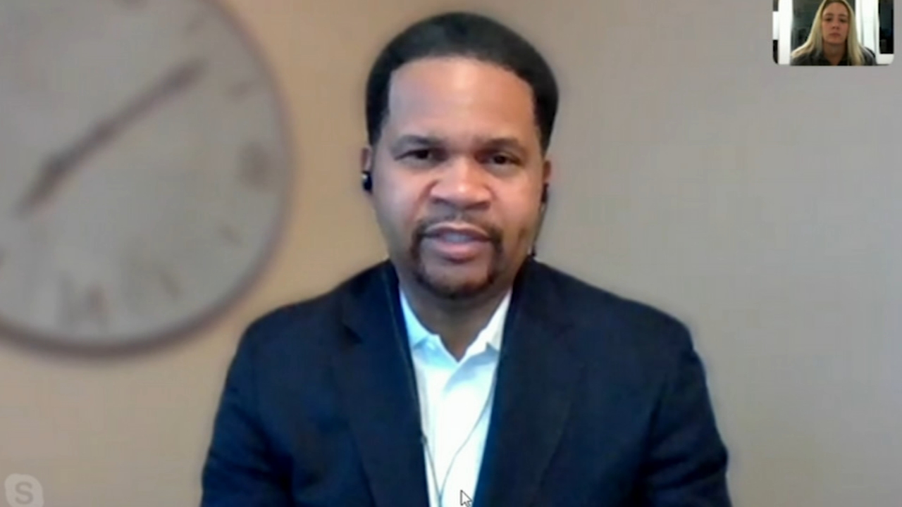 Aurora Mayor Richard Irvin recovering from coronavirus after positive test