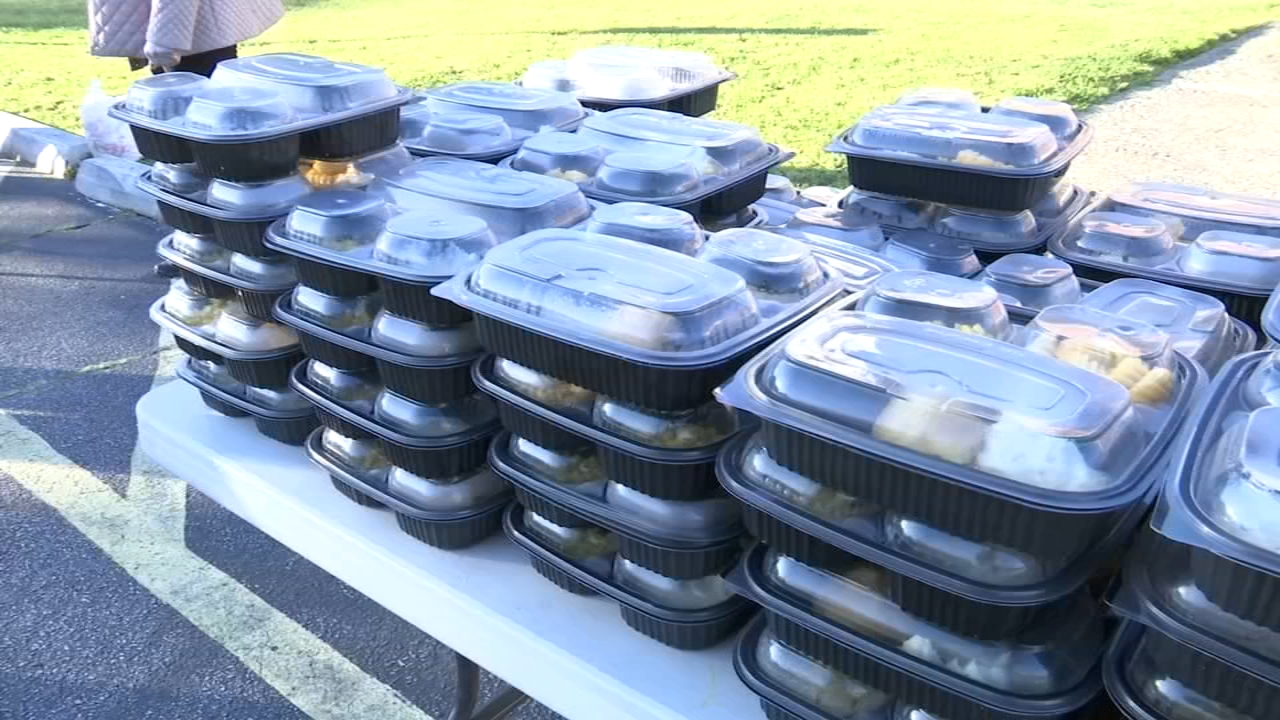 Apex church serves hundreds of meals to hungry children in Wake County amid COVID-19